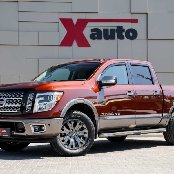 Nissan Titan
